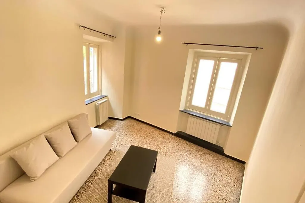 Appartamento A 6 Minuti Da Acquario E Stazione Genoa Apartment